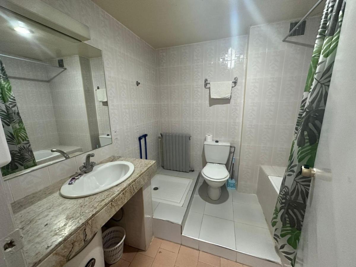 Amrouss Touristic Darmaroc Hotel Azrou Bagian luar foto