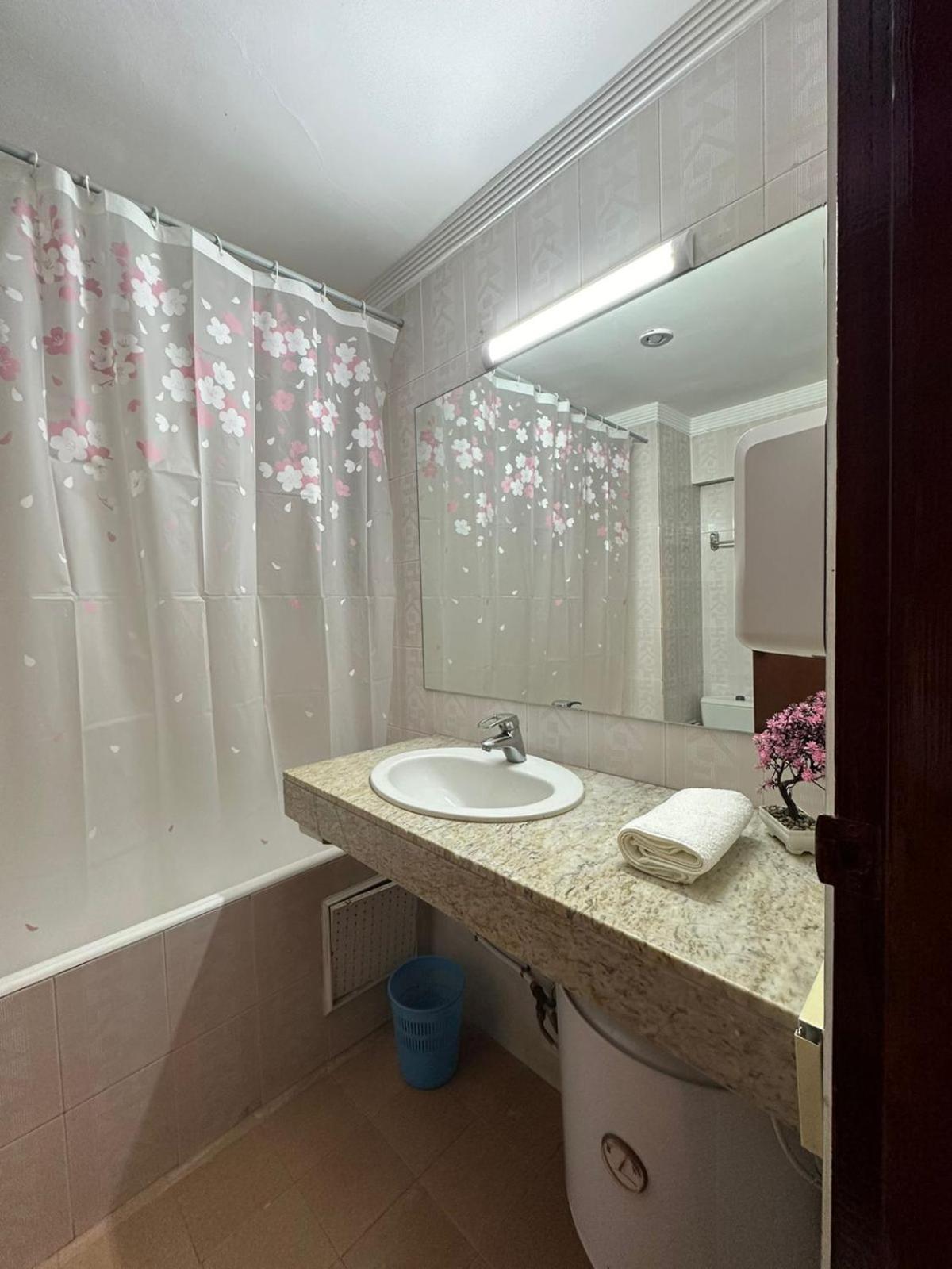 Amrouss Touristic Darmaroc Hotel Azrou Bagian luar foto