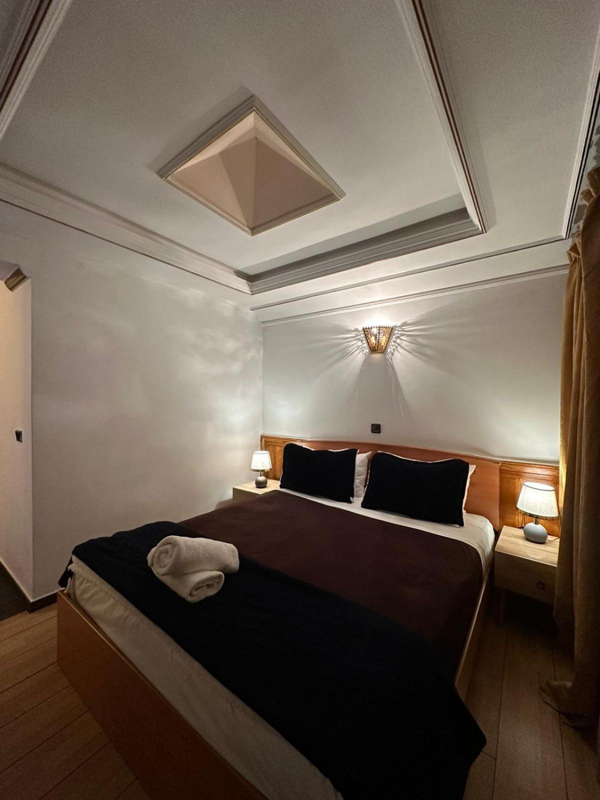 Amrouss Touristic Darmaroc Hotel Azrou Bagian luar foto