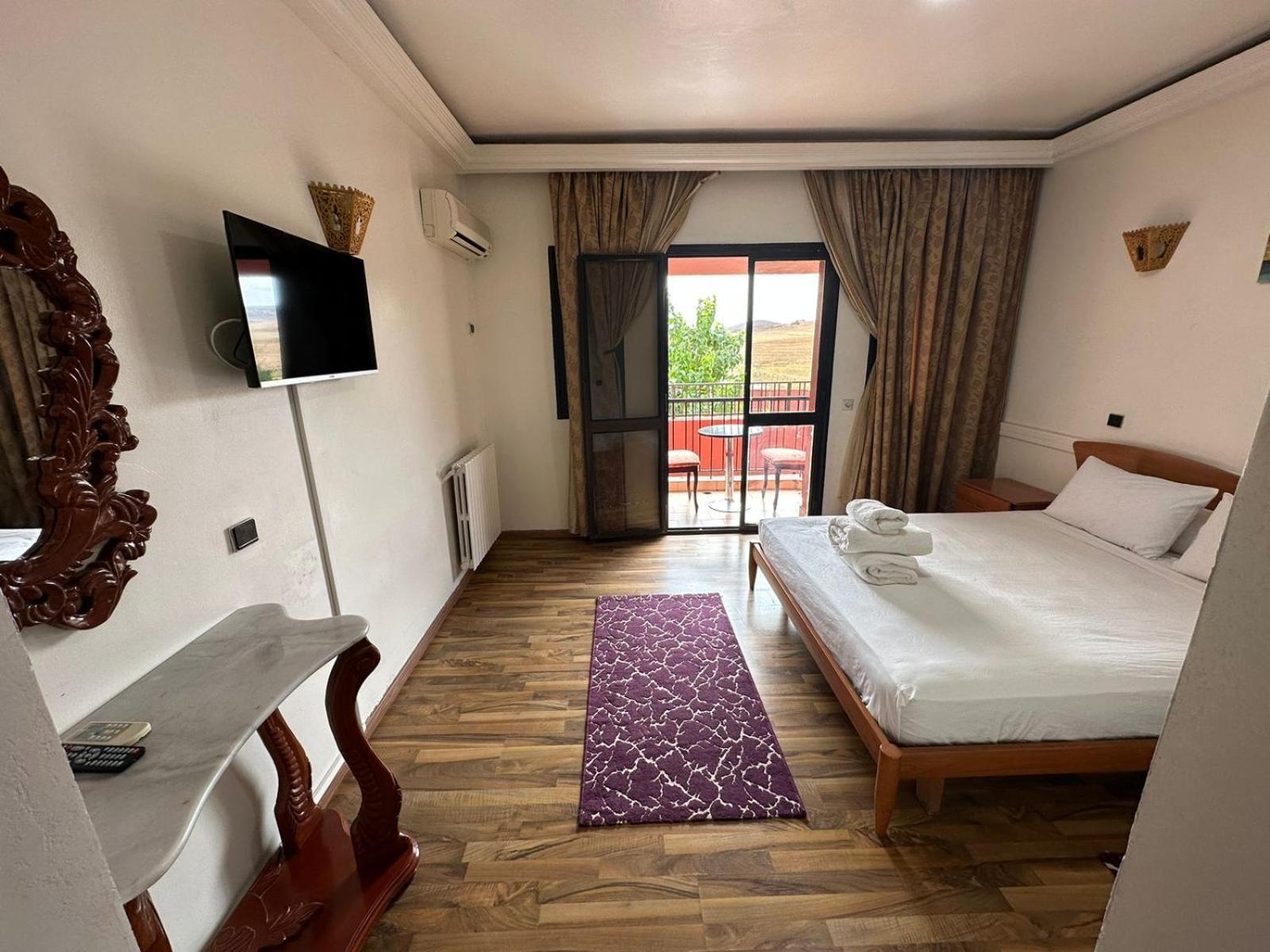 Amrouss Touristic Darmaroc Hotel Azrou Ruang foto