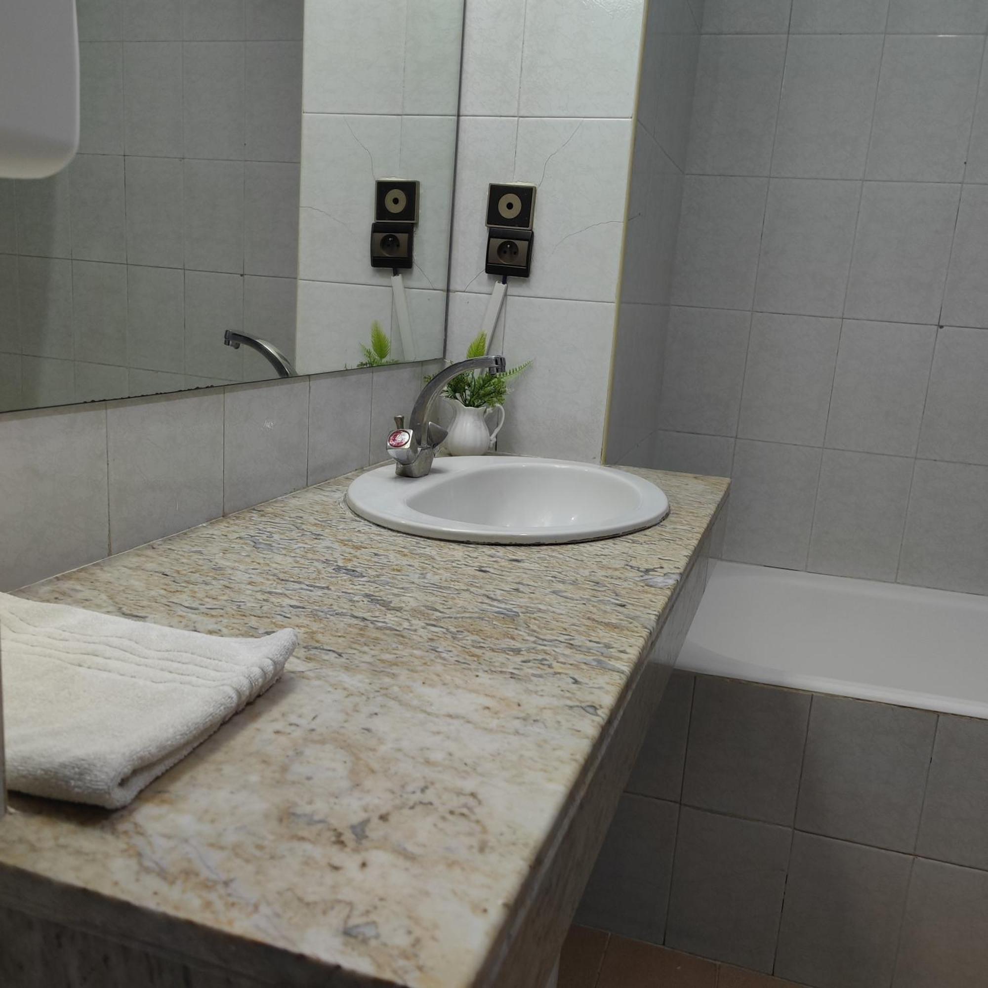 Amrouss Touristic Darmaroc Hotel Azrou Ruang foto